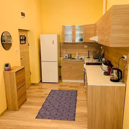 Appartamento Spacious Retreat With Terrace And Garden Sofia